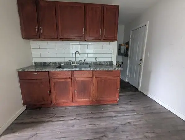 3304 Sheffer Avenue, Lansing, MI 48906 - #3