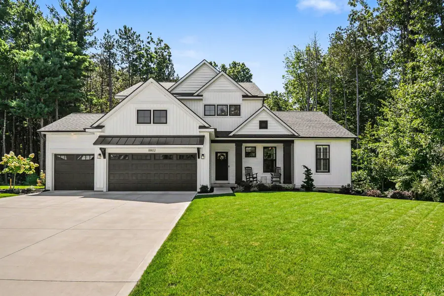 8802 Lapham Drive Ne, Rockford, MI 49341 - #2
