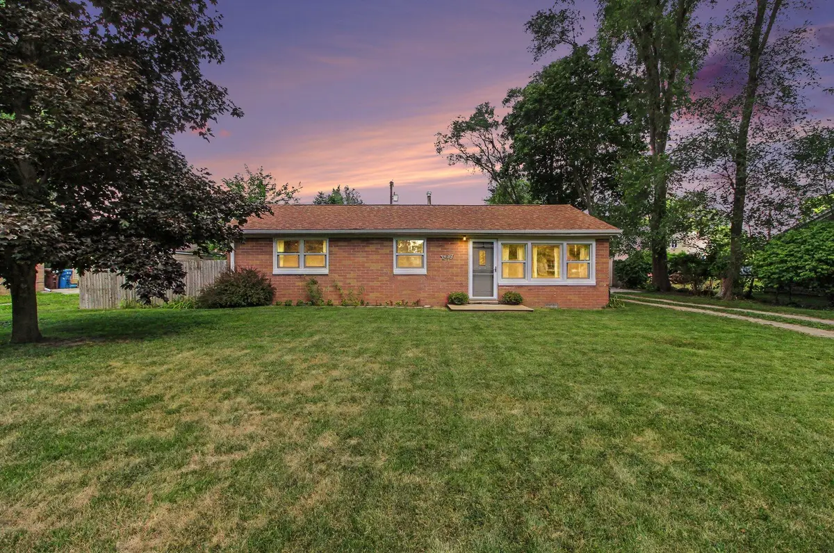 48542 Sully Drive, Belleville, MI 48111 - #1