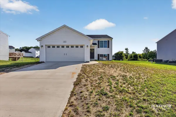 217 Vansen Drive, Kent City, MI 49330