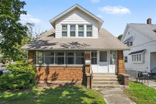 1057 12th Street Nw, Grand Rapids, MI 49504