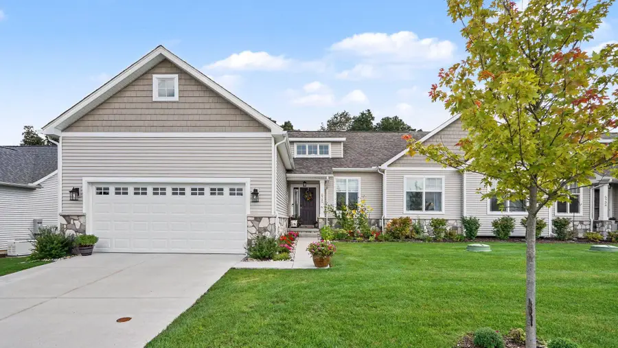 5725 Trail Side Lane, Whitmore Lake, MI 48189 - #2