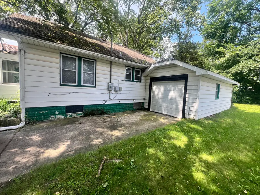 705 Poplar Street, Niles, MI 49120 - #2