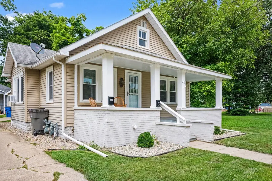 415-415.5 Clay Street, Niles, MI 49120 - #2