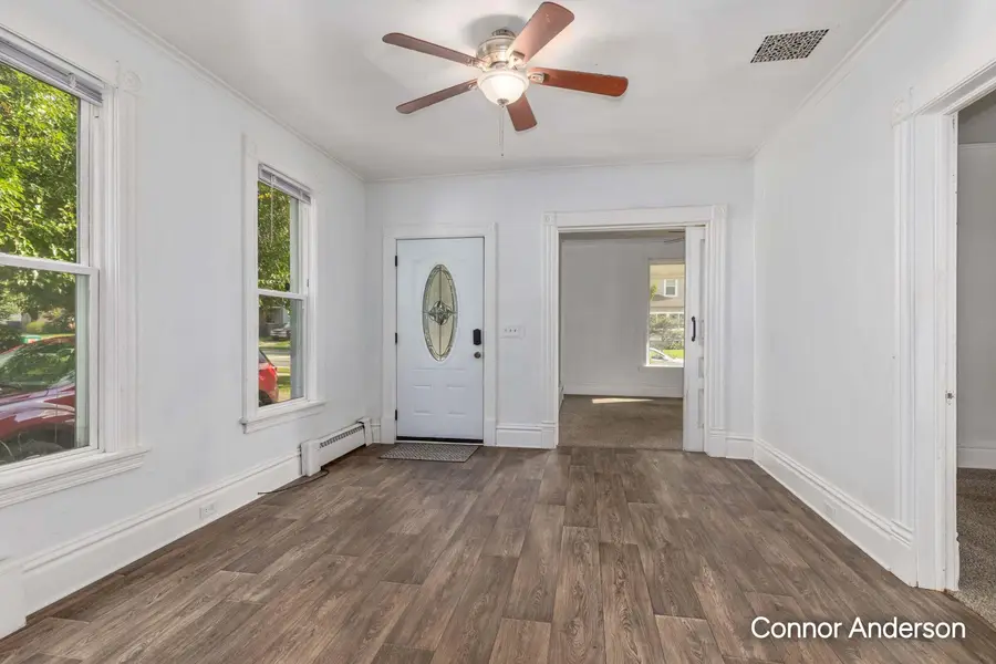 543 Leonard Street Ne, Grand Rapids, MI 49503 - #2