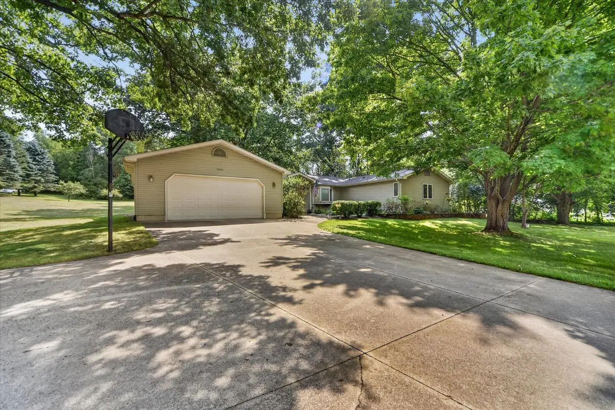 17334 10 Mile Road, Battle Creek, MI 49014 - #1