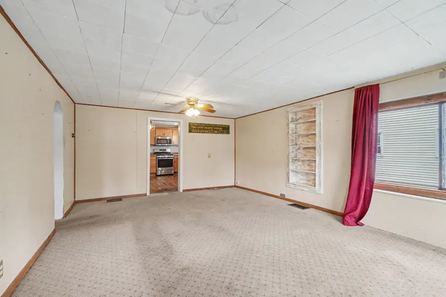 412 E Franklin Street, Otsego, MI 49078 - #3