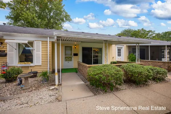 627 Carriage Lane, Jenison, MI 49428