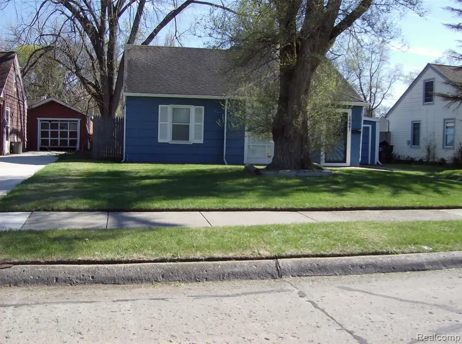 10641 S Troy Street, Oak Park, MI 48237 - #2