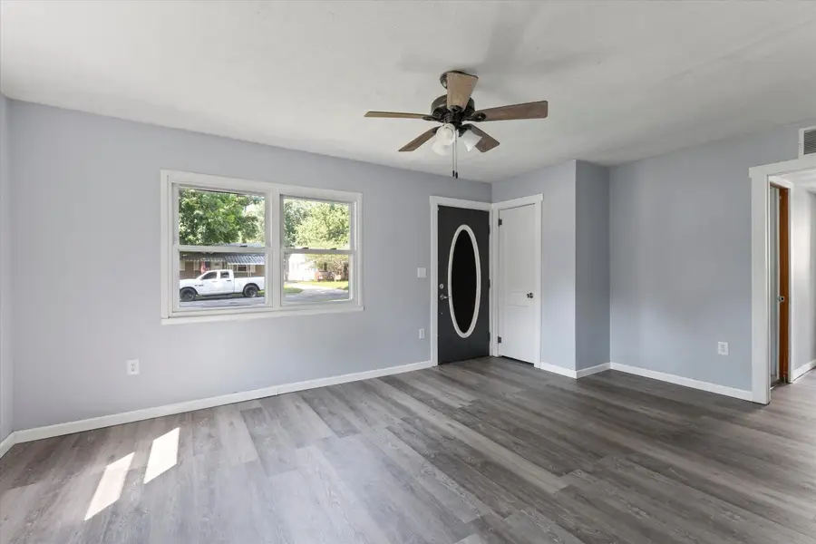 1822 Sycamore Street, Niles, MI 49120 - #3