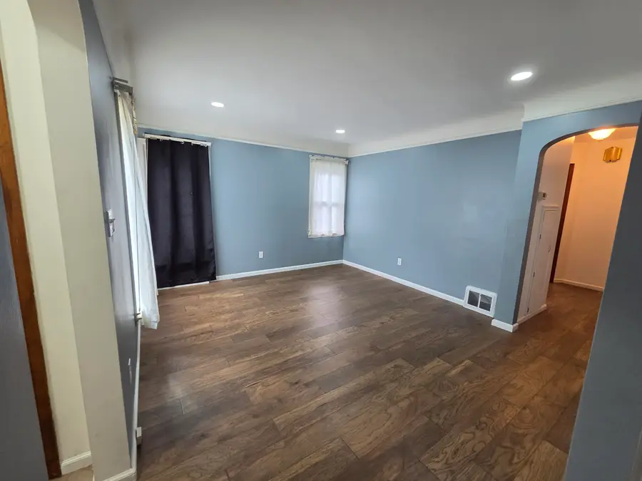 26722 W Chicago, Redford, MI 48239 - #3