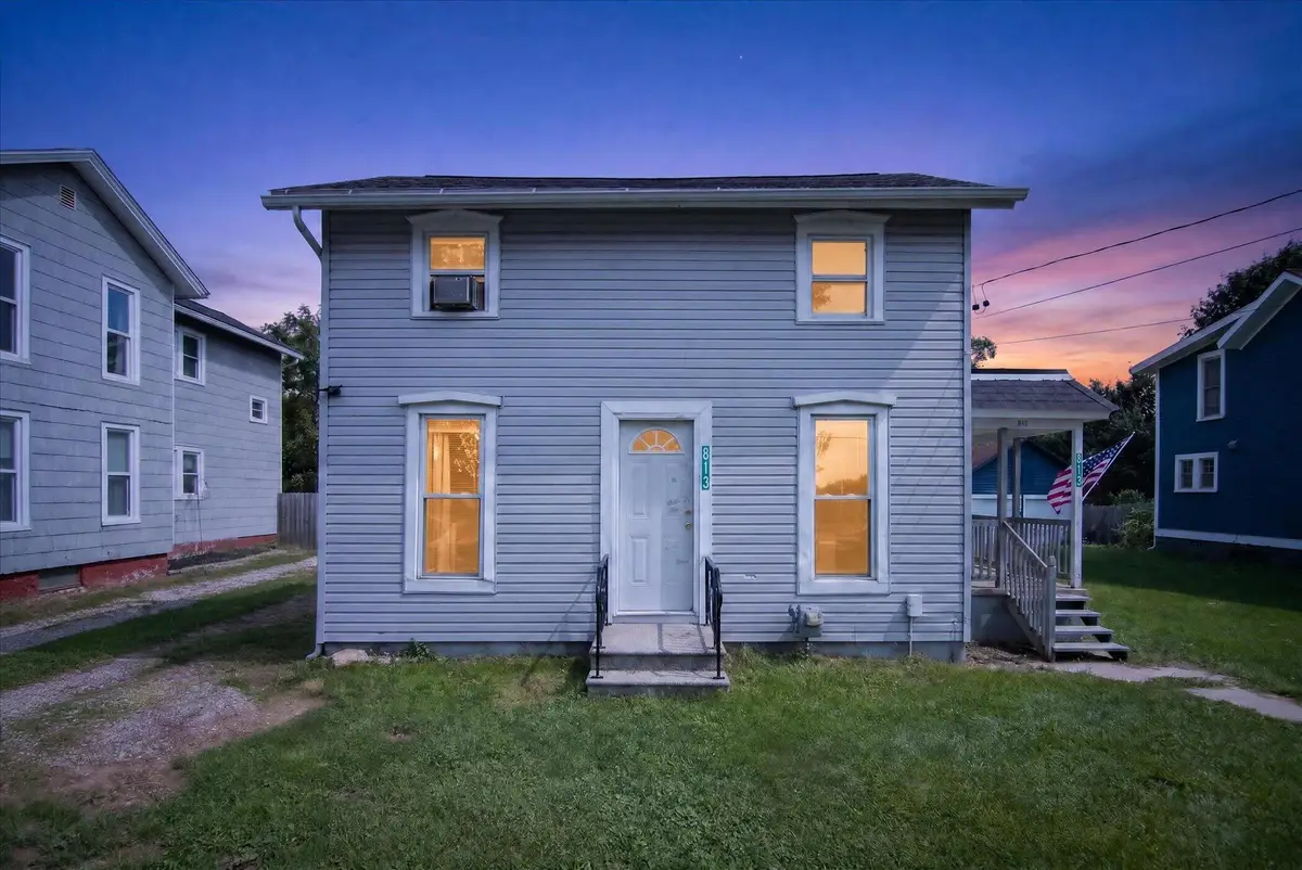 813 Backus Street, Jackson, MI 49202 - #1
