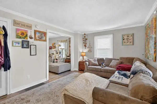 1324 E North Street, Jackson, MI 49202
