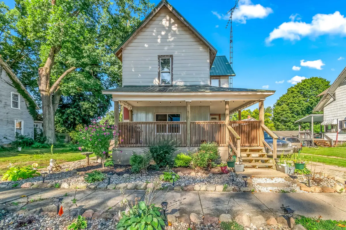 114 S Hayward Street, Montgomery, MI 49255 - #1