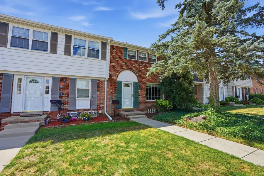 19372 Malvern Court, Northville, MI 48167 - #2