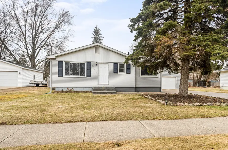 3715 Grant Street, Hudsonville, MI 49426 - #2