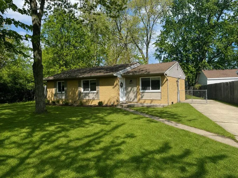 41900 Arthur Street, Belleville, MI 48111 - #2