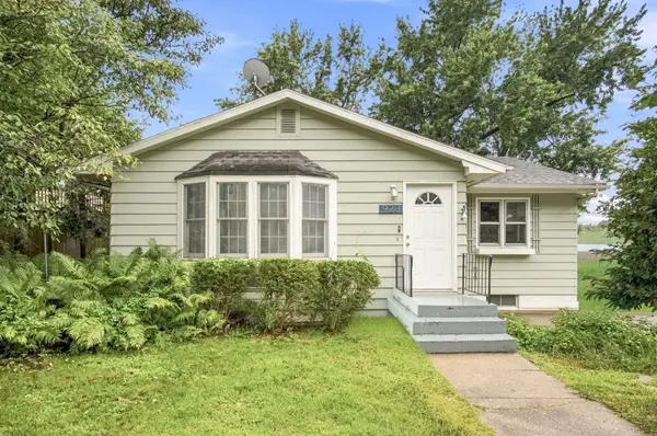 923 Bell Avenue, New Buffalo, MI 49117