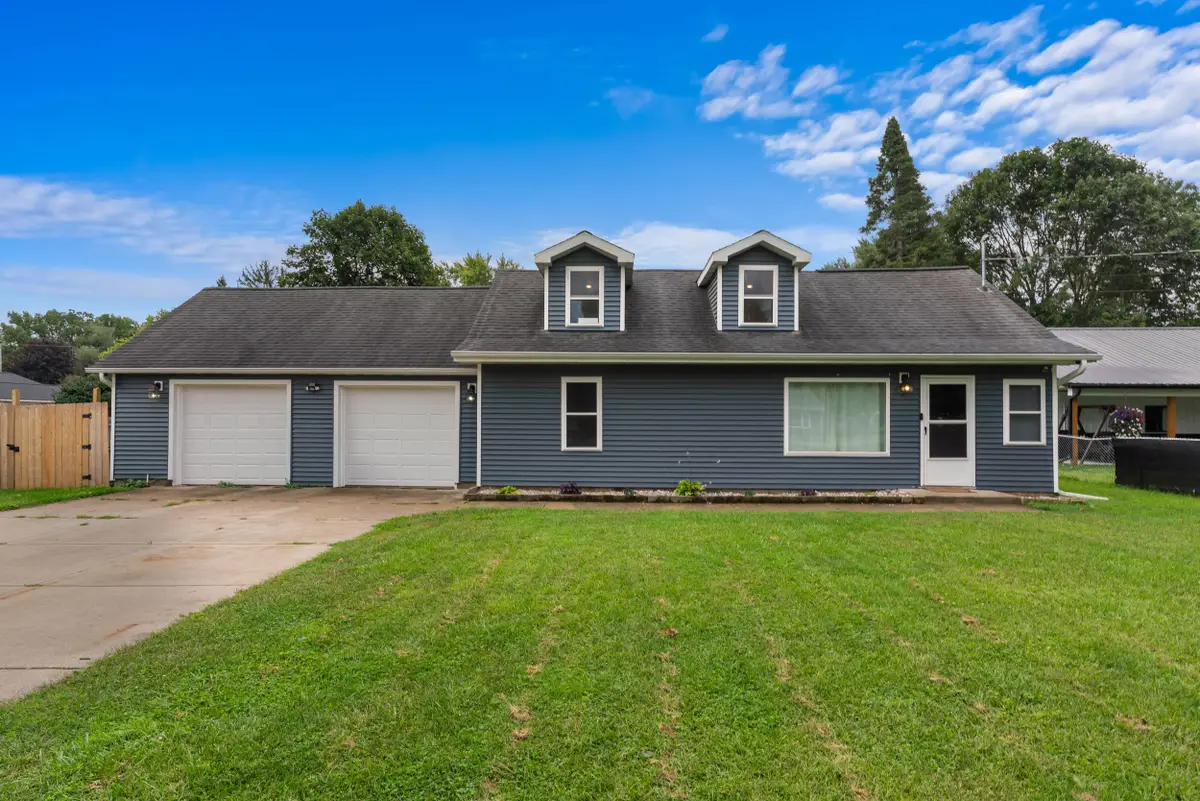 145 Falcon Road, Jackson, MI 49202 - #1