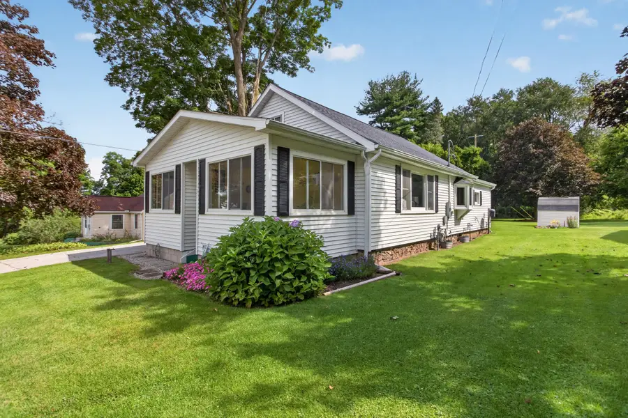 131 N Concord Street, Concord, MI 49237 - #2