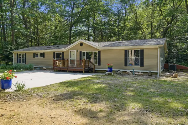 6232 W 106th Avenue, South Haven, MI 49090
