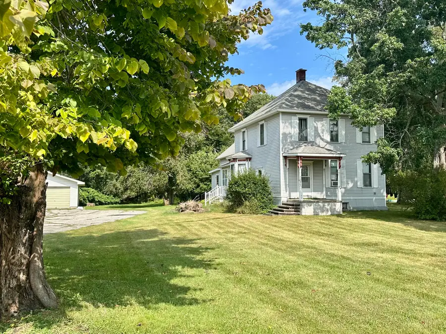 140 W Parkdale Avenue, Manistee, MI 49660 - #3