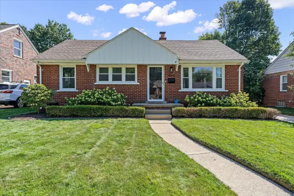 4608 Robinwood Avenue, Royal Oak, MI 48073