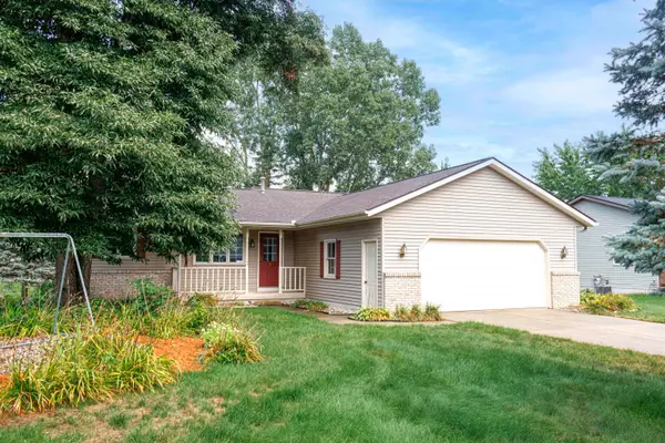 7446 Woodside Drive, Hudsonville, MI 49426