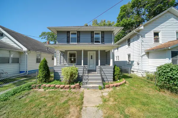 610 N State Street, Jackson, MI 49202