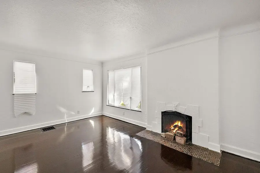 5077 Grayton Street, Detroit, MI 48224 - #3