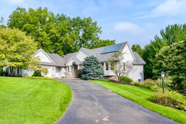 6211 Royalton Drive Se, Caledonia, MI 49316