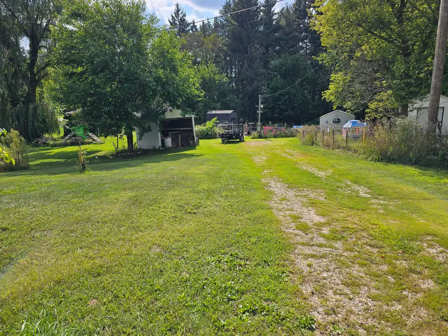 377 S Stage Road, Ionia, MI 48846 - #2