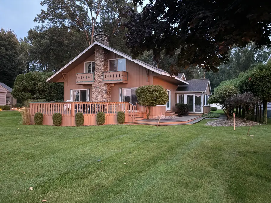 5056 Lakeshore Drive, Jackson, MI 49203 - #2