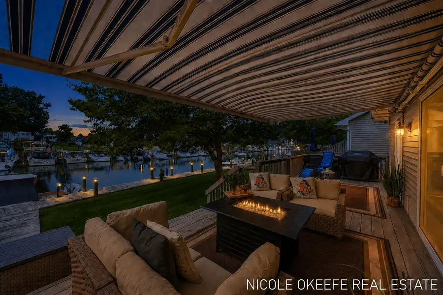 432 River Island Drive, South Haven, MI 49090 - #2