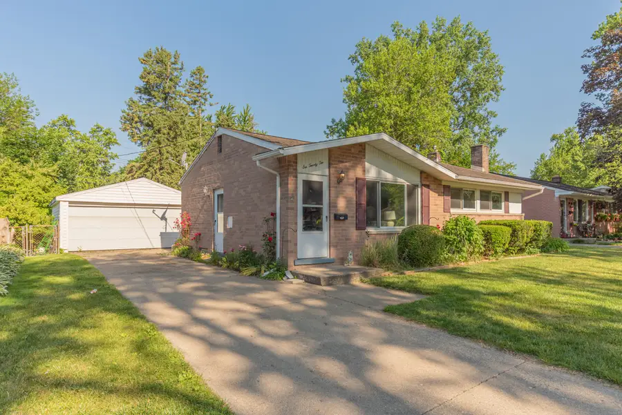 622 Rosemont Avenue, Saline, MI 48176 - #2