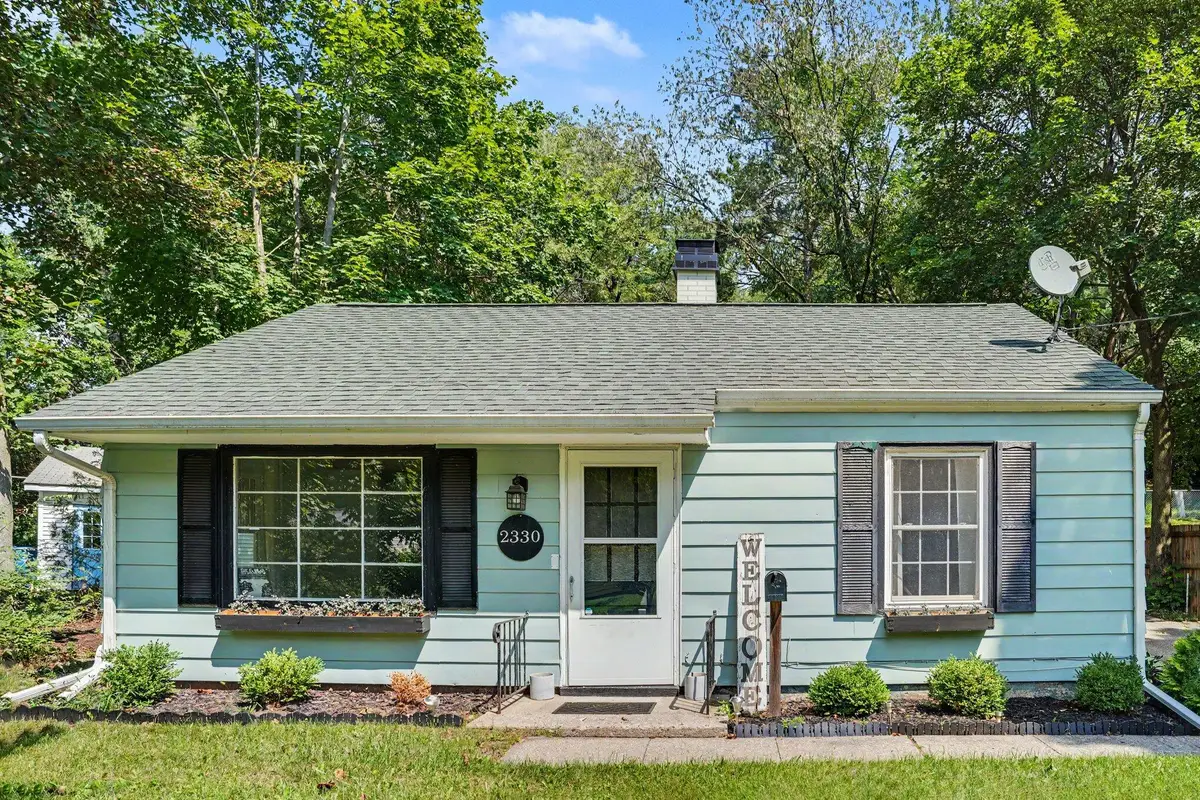 2330 Hillsdale Avenue, Kalamazoo, MI 49006 - #1
