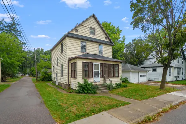 1512 Race Street, Kalamazoo, MI 49001
