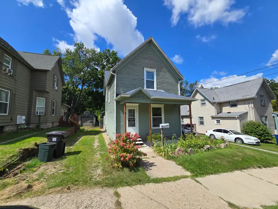 502 S Elm Avenue, Jackson, MI 49203 - #2