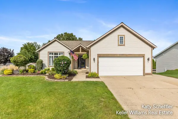 2551 Cedar Lake Drive, Jenison, MI 49428