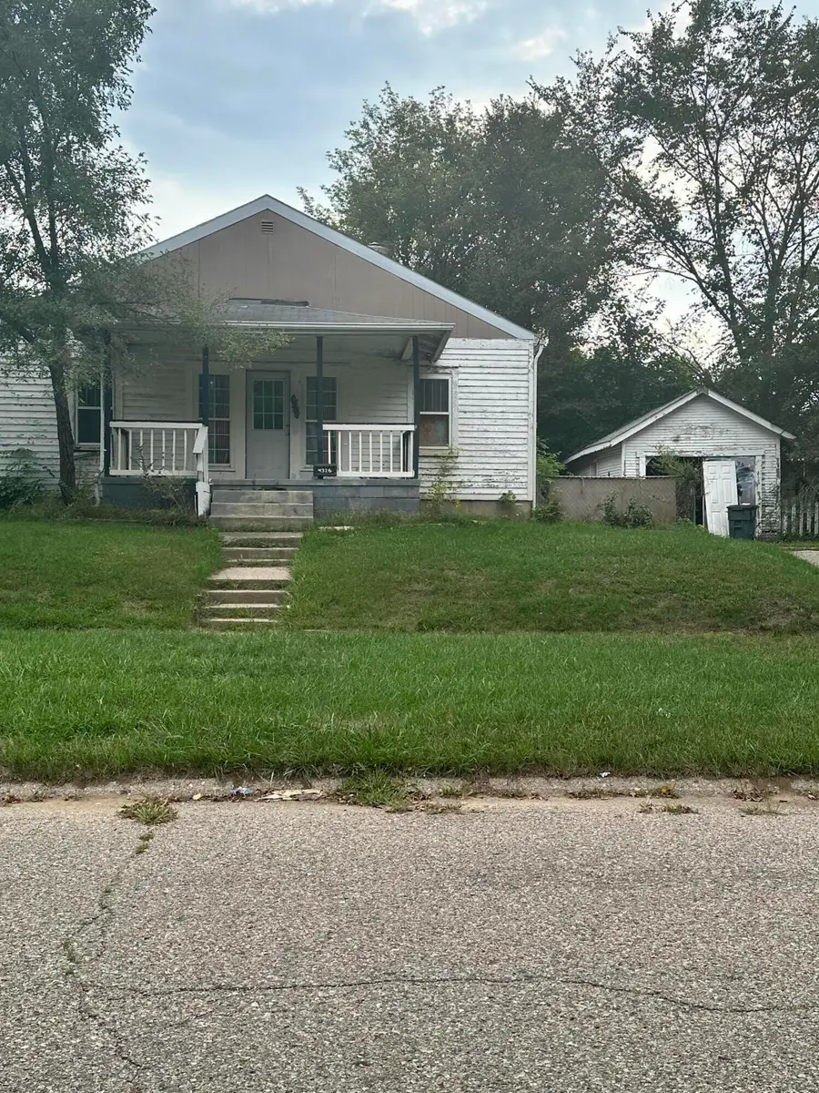 4326 Circle Drive, Flint, MI 48507 - #2