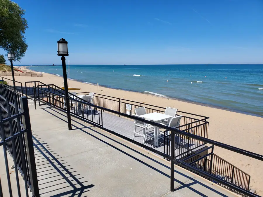 225 N Shore Drive #004, South Haven, MI 49090 - #2