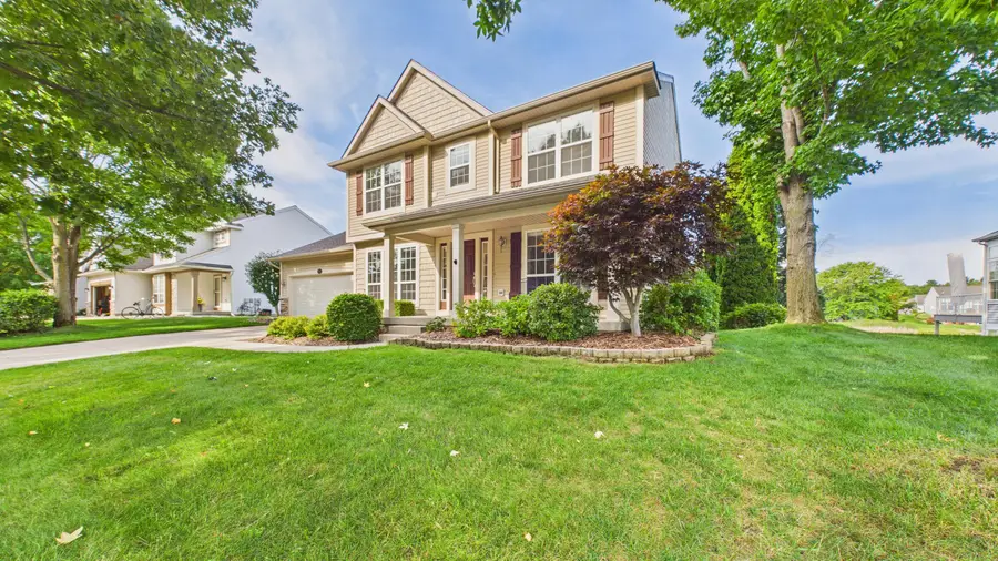 6747 Winter Creek Road, Norton Shores, MI 49444 - #3