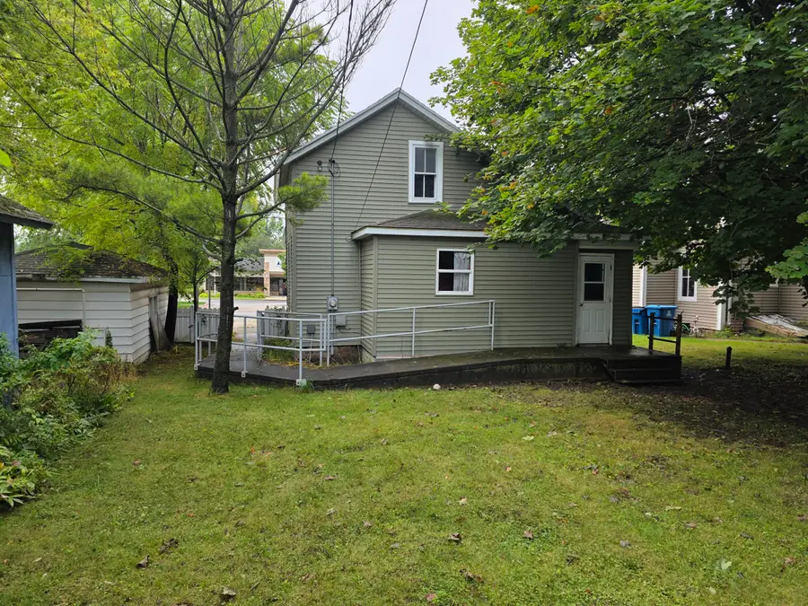 332 3rd Street, Manistee, MI 49660 - #3