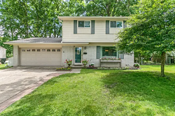30215 Stockton Avenue, Farmington Hills, MI 48336