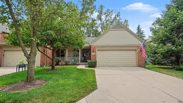 106 Village Place Drive, Chelsea, MI 48118