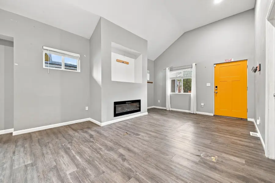 39 Cedarhurst Place, Detroit, MI 48203 - #2