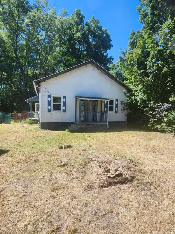 61194 Indian Lake Road, Niles, MI 49120