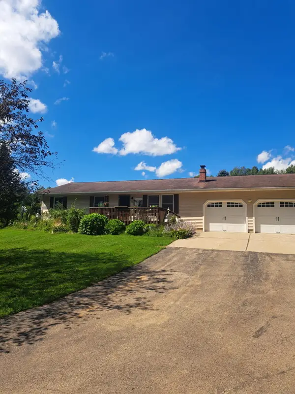 6300 S Bradley Road, Bellevue, MI 49021