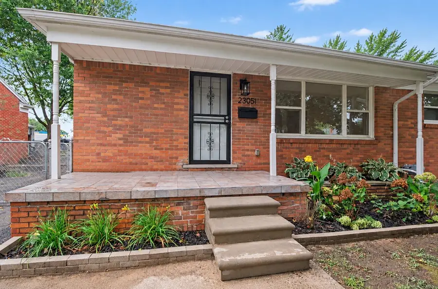 23051 Majestic Street, Oak Park, MI 48237 - #2