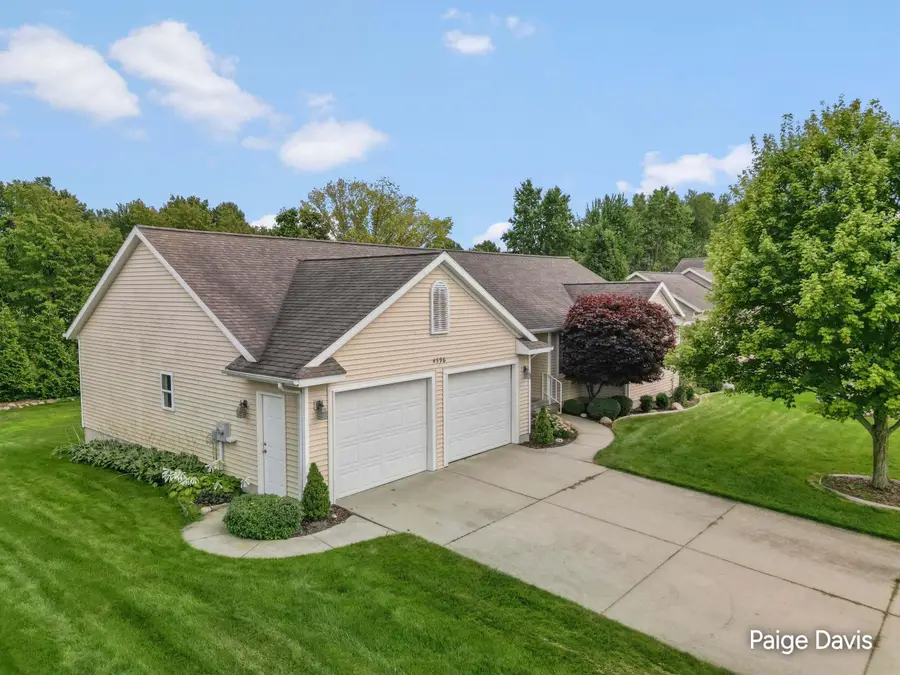4596 Cider Wood Drive Nw, Grand Rapids, MI 49534 - #3